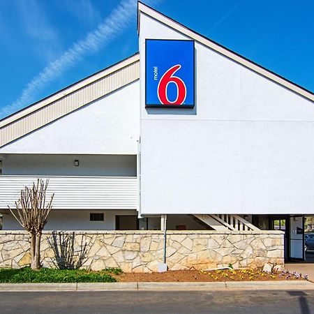 Motel 6-Charlotte, Nc - Airport Zewnętrze zdjęcie