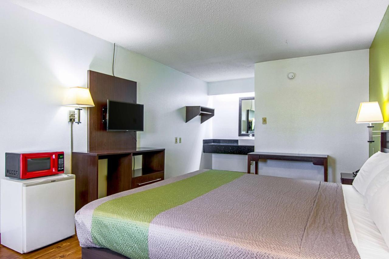 Motel 6-Charlotte, Nc - Airport Zewnętrze zdjęcie